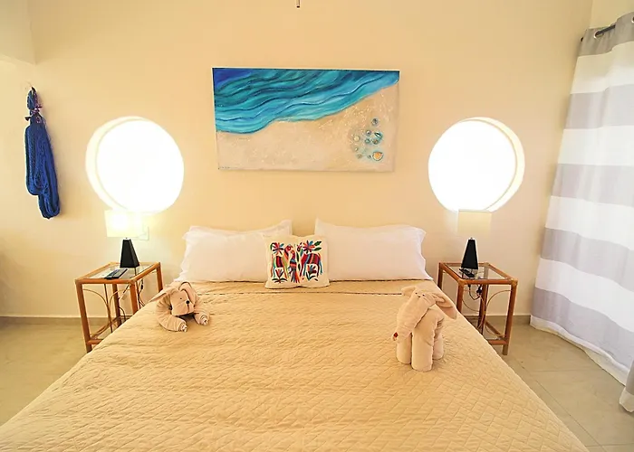 Cabanas Puerto Morelos Aparthotel